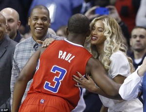 Jay Z and Beyonce courtside at  The Thunder- Clippers game