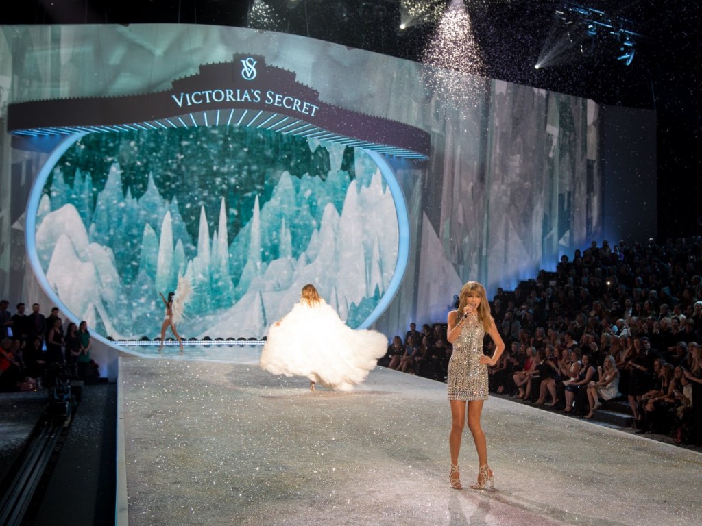 /Victoria-Secret-Fashion-Show
