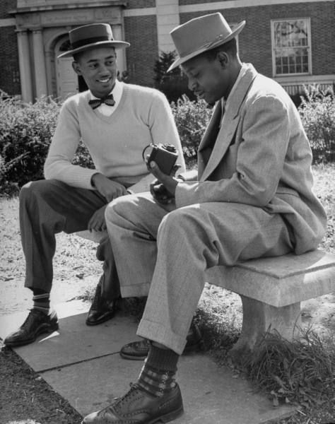 Students on campus at Howard University. Location: Washington, DC, US Date taken: 1946 Photographer: Alfred Eisenstaedt"