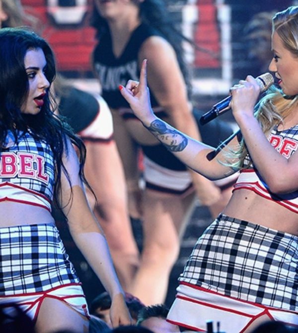Iggy Azalea joins  Beatles’ Historic Mark with chart topping song Fancy