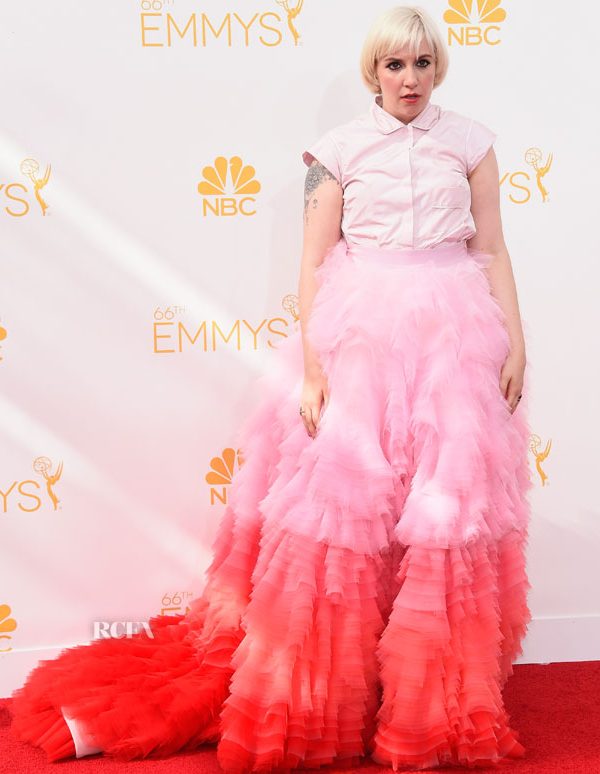 Lena Dunham In Giambattista Valli Couture At The 2014 Emmy Awards