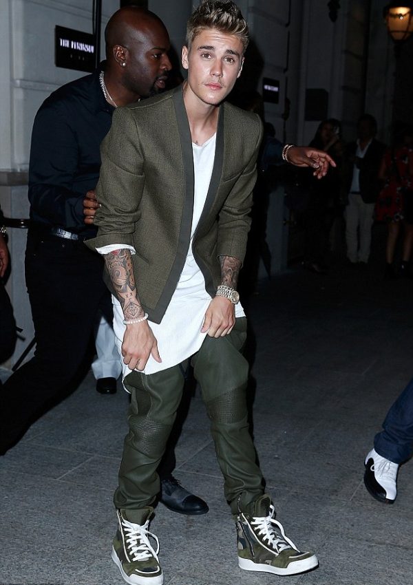 Justin Bieber wears Balmain   Paris Fashion Week