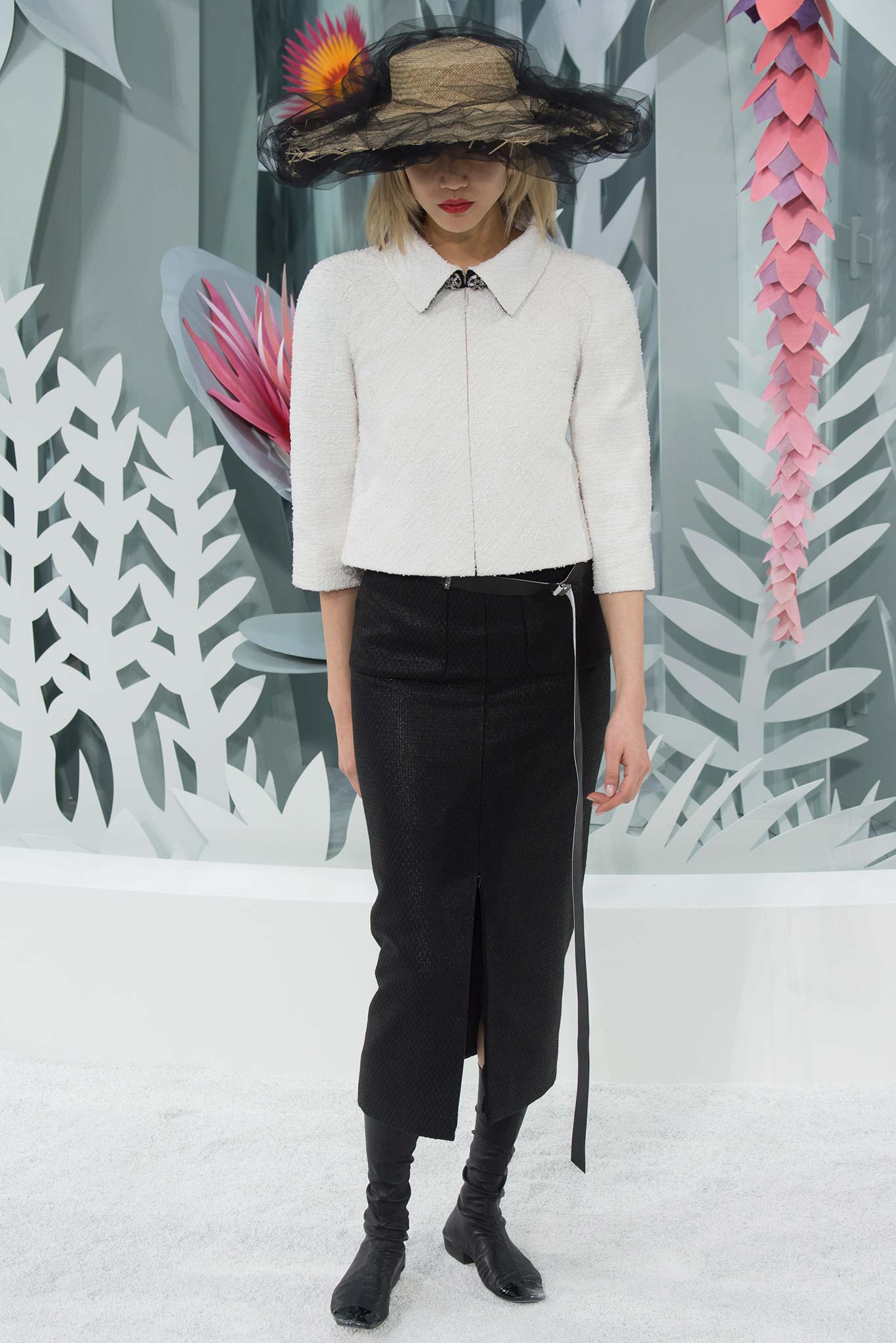 chanel-haute-couture-spring-2015-runway-show08