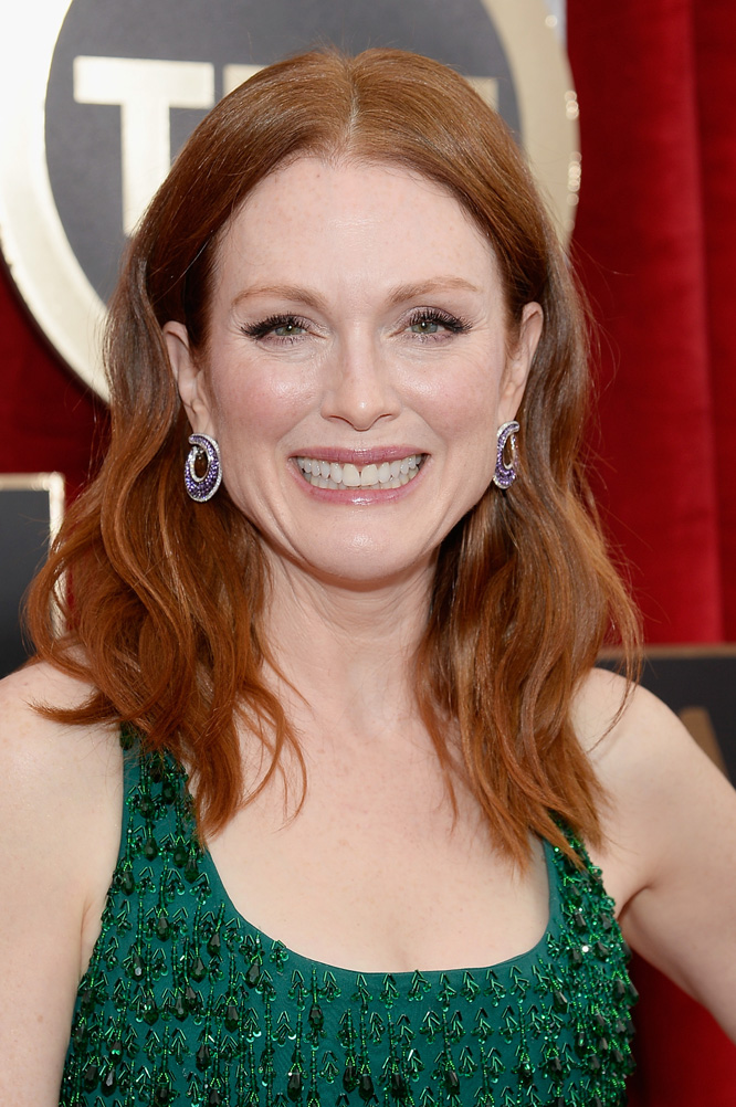 julianne-moore-givenchy-couture-2015-sag-awards
