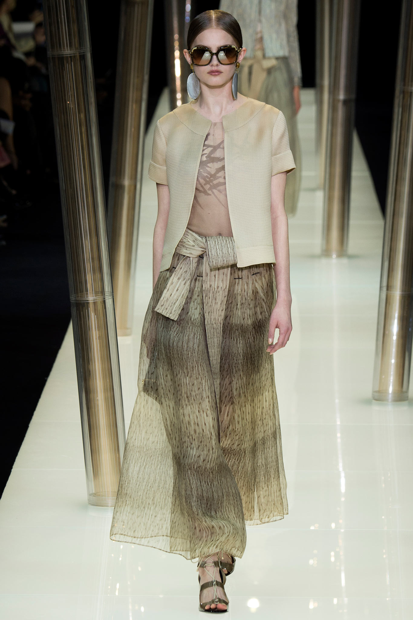 Armani Privé Spring 2015 Couture - Fashionsizzle