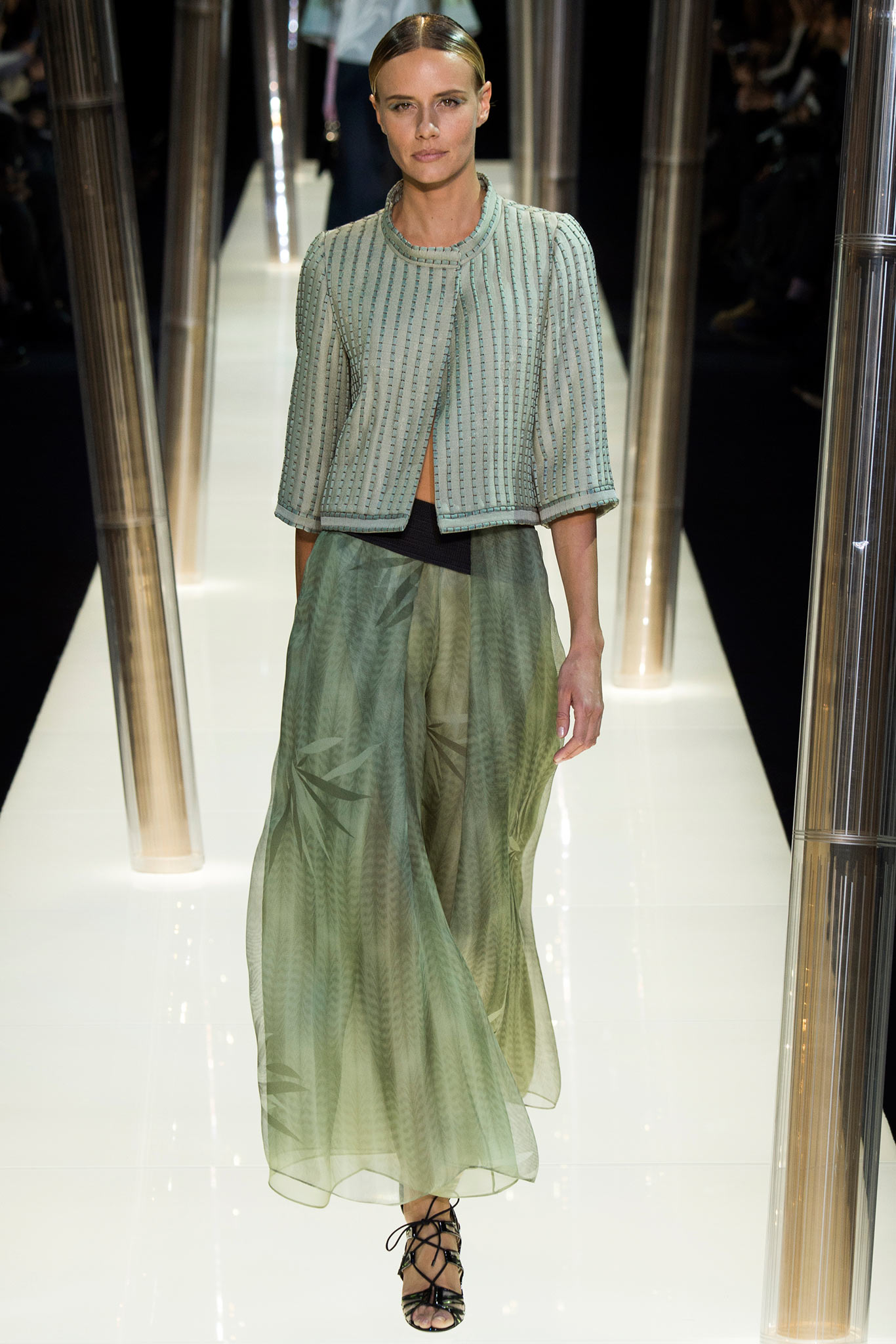 Armani Privé Spring 2015 Couture - Fashionsizzle