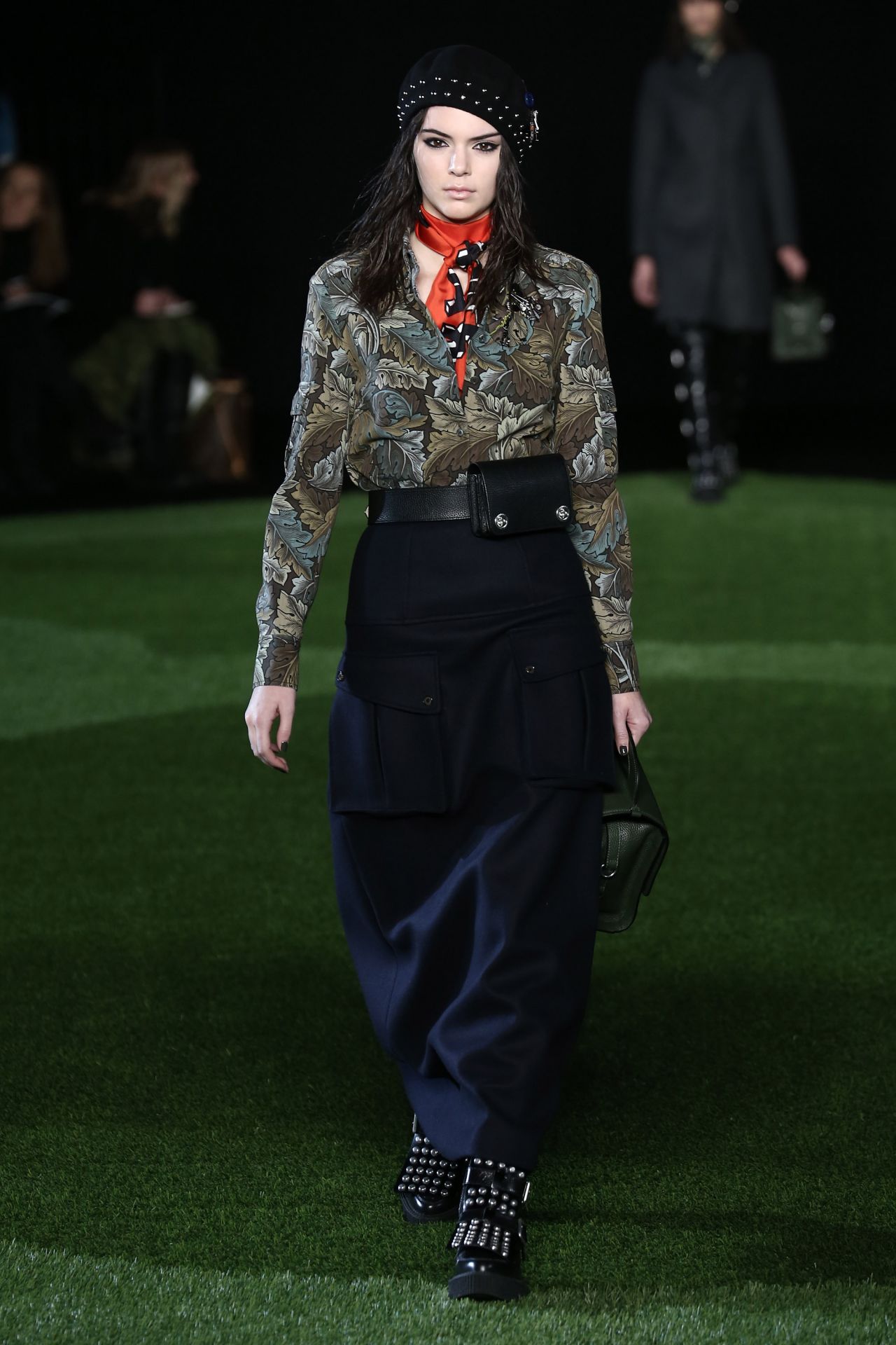 kendall-jenner-walks-the-runway-fashion-week-february-2015_