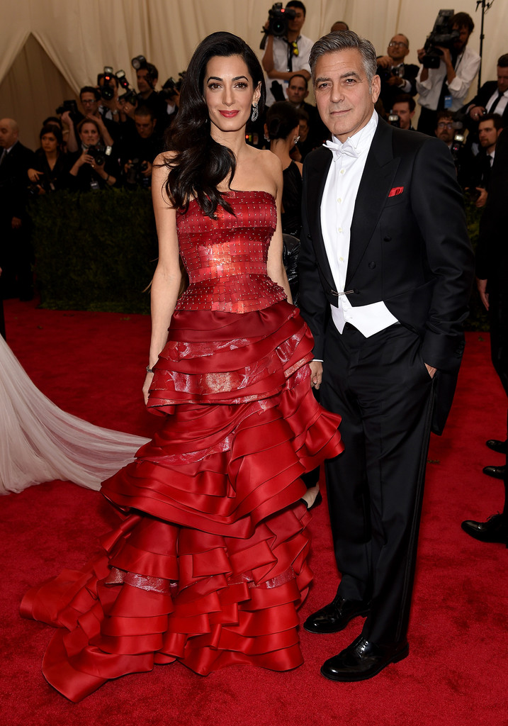 Amal-Clooney-2015-Met-Gala-Wearing-Maison-Margiela-Couture-