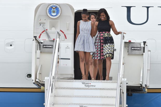 FLOTUS-michelle-obama-in-duro-olowo-visiting-italy