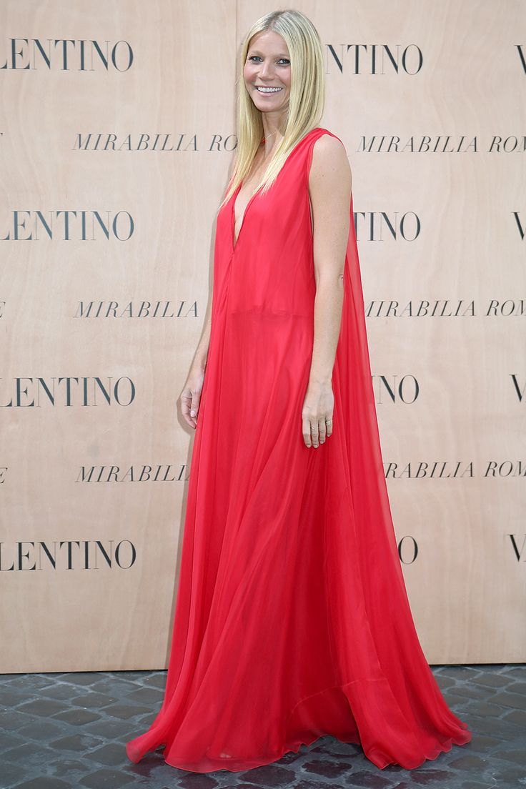 gwyneth-paltrow-in-valentinoat-valentino-mirabilia-romae-fall-2015-couture-front-row