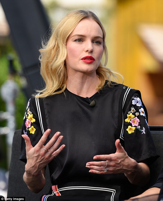  kate-bosworth-in-preen-extra
