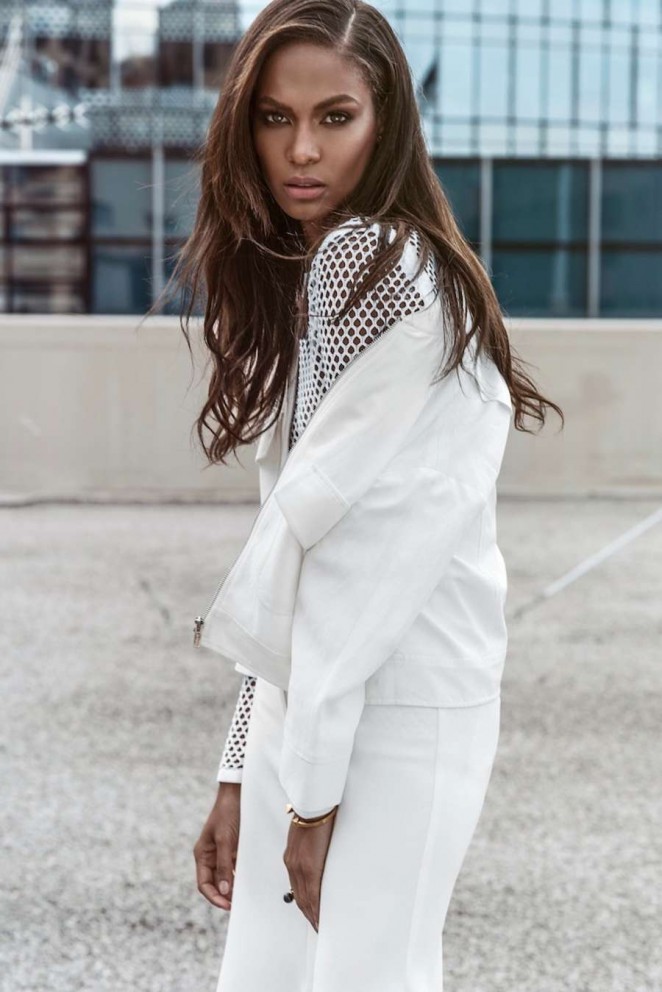 Joan-Smalls--Harpers-Bazaar-Australia-2015--05-662x992