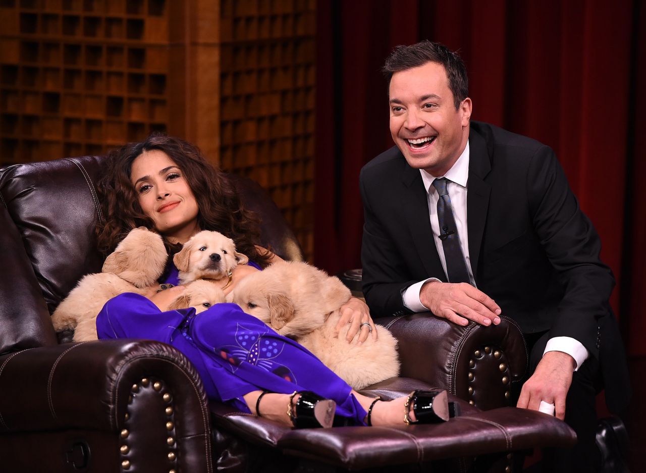 salma-hayek-the-tonight-show-with-jimmy-fallon-august-2015_8