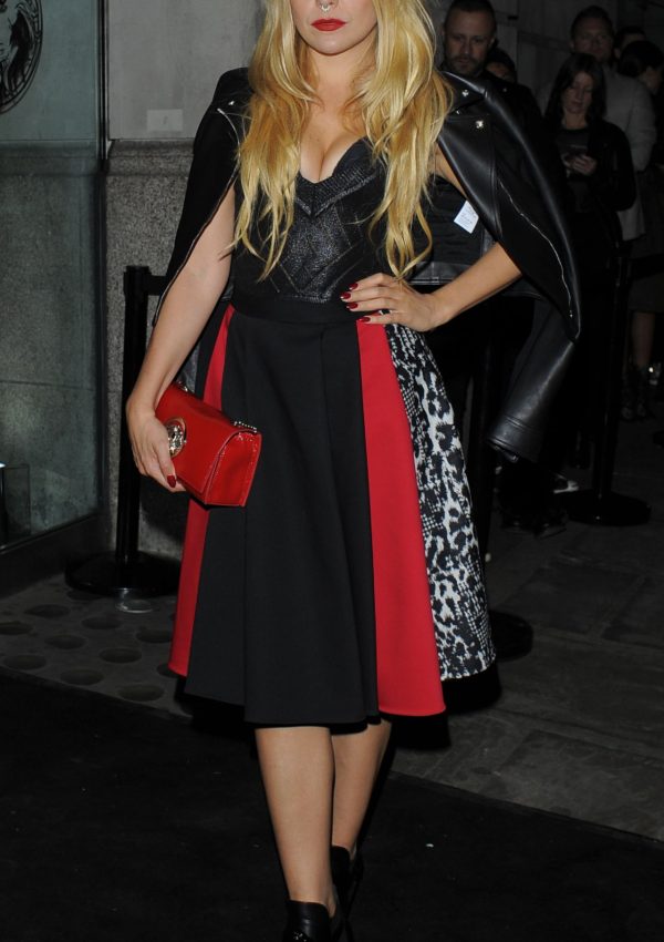 Paloma Faith attended Versus  Spring 2016 Show at London Fashion Week