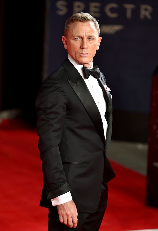 Daniel-Craig-attending-the-World-Premiere-of-Spectre-held-at-the-Royal-Albert-Hall-in-London-1