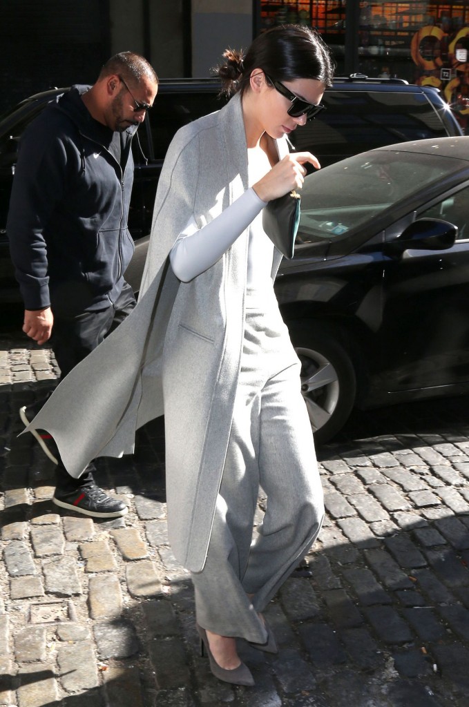 kendall-jenner-fashion-out-in-new-york-city-october-2015_4