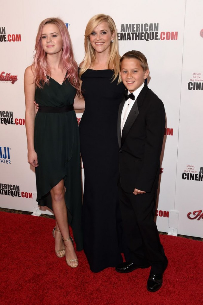 reese-witherspoon-2015-american-cinematheque-award-honoring-reese-witherspoon-in-los-angeles_12