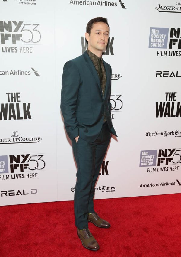 Joseph Gordon-Levitt in Burberry – The Walk’ World  New York Film Festival Premiere