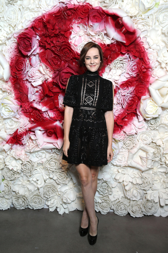 jena-malone-in-valentino-at-the-stand-with-the-mockingjay-event