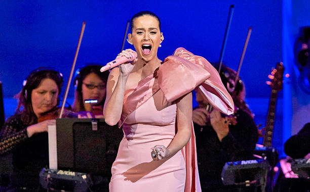 katy-perry-in-alexis-mabille-haute-couture-david-lynch-foundation-benefit-concert