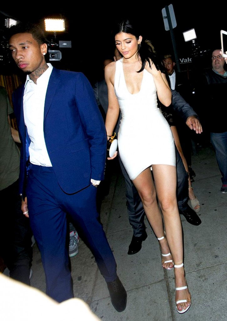 kylie-jenner-justin-bieber-s-2015-amas-afterparty_12