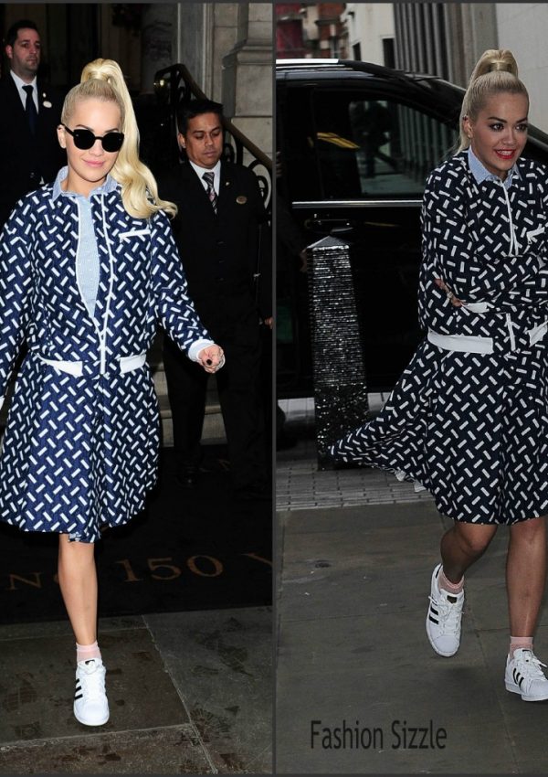 Rita Ora  streetstyle  London, November 2015