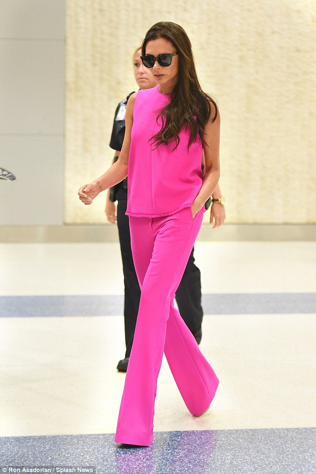 victoria-beckham-in-flared-pants