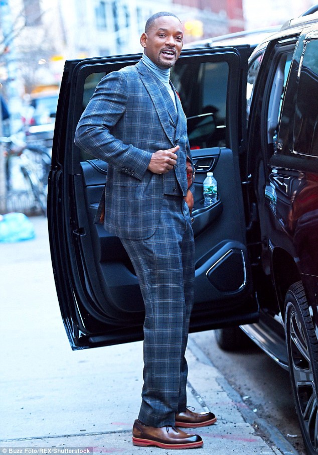 will-smith-wears-plaid-suit-concussion-new-york-premiere