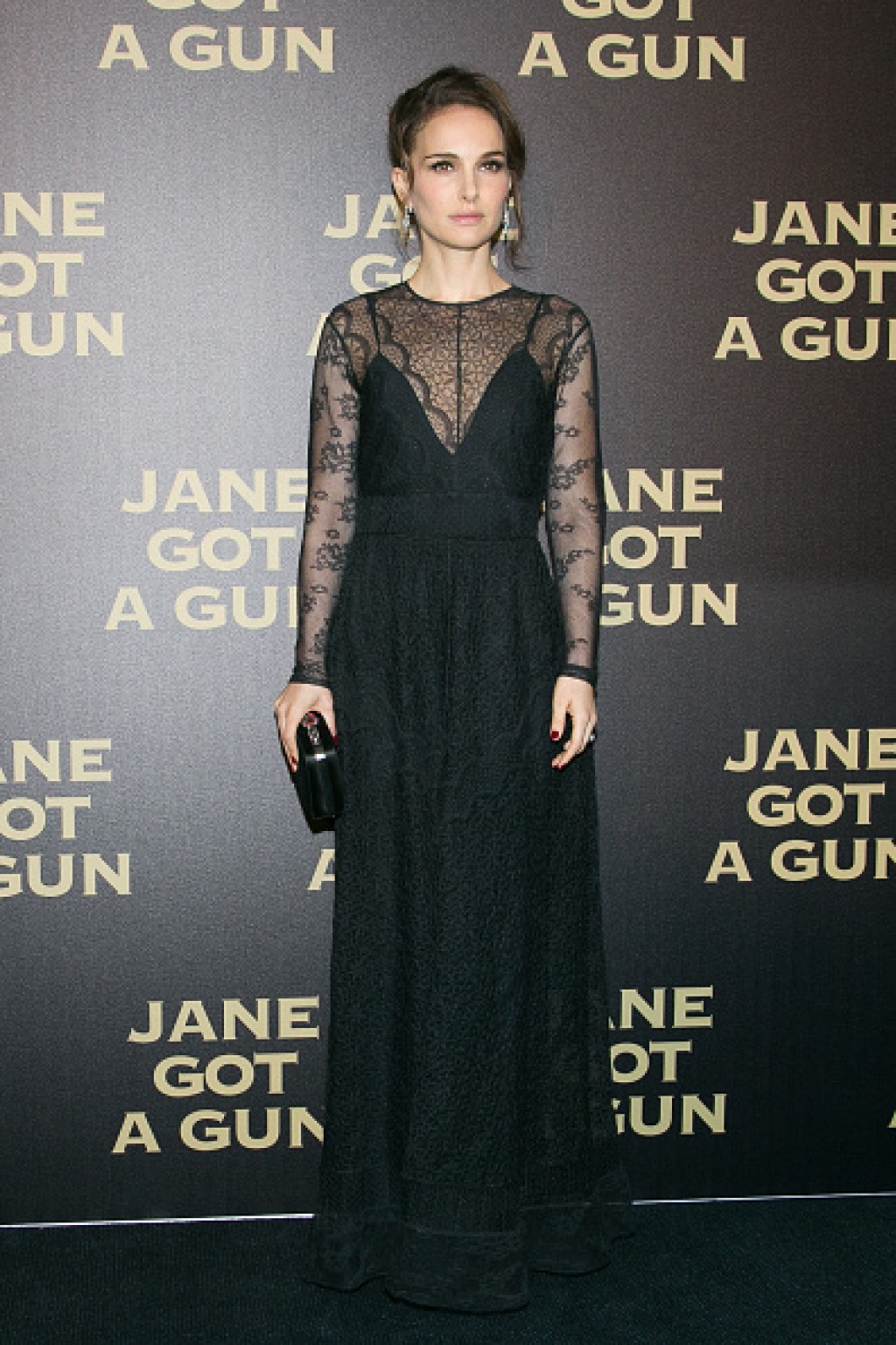 Jane-Got-A-Gun-Paris-Premiere-Natalie-Portman-1024x1536