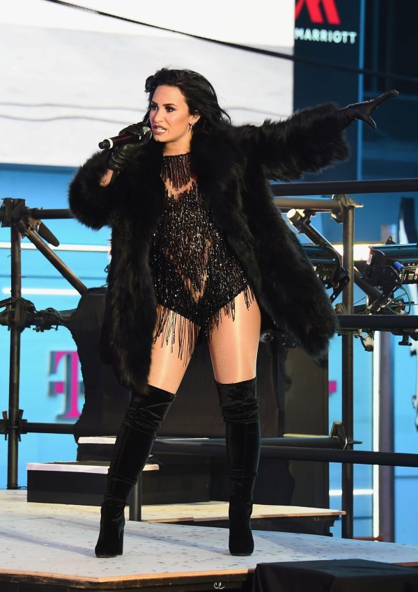 Demi Lovato Performing in Times Square, NY – New Year’s Rockin’ Eve