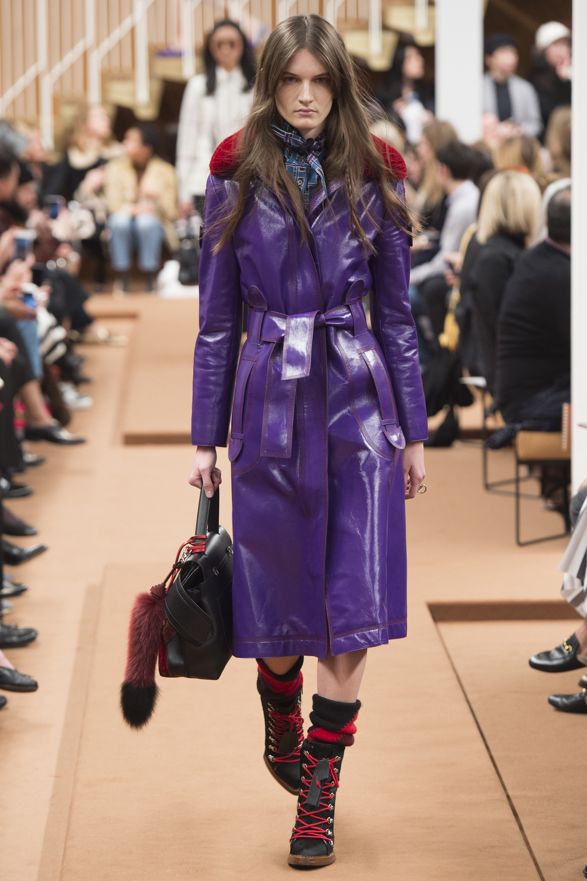 tods-fall-2016-ready-to-wear