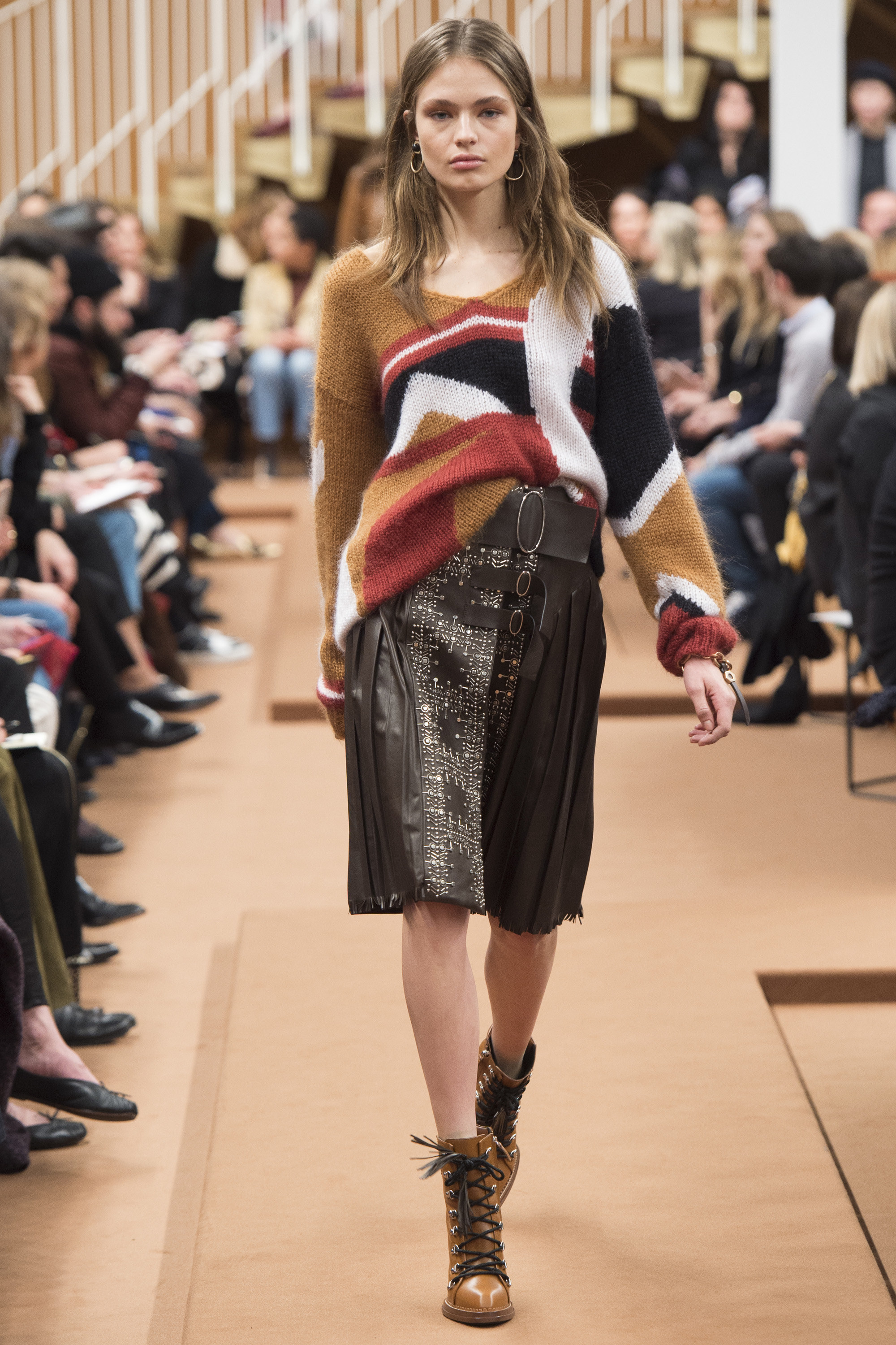 Tod’s Fall 2016 RTW Collection