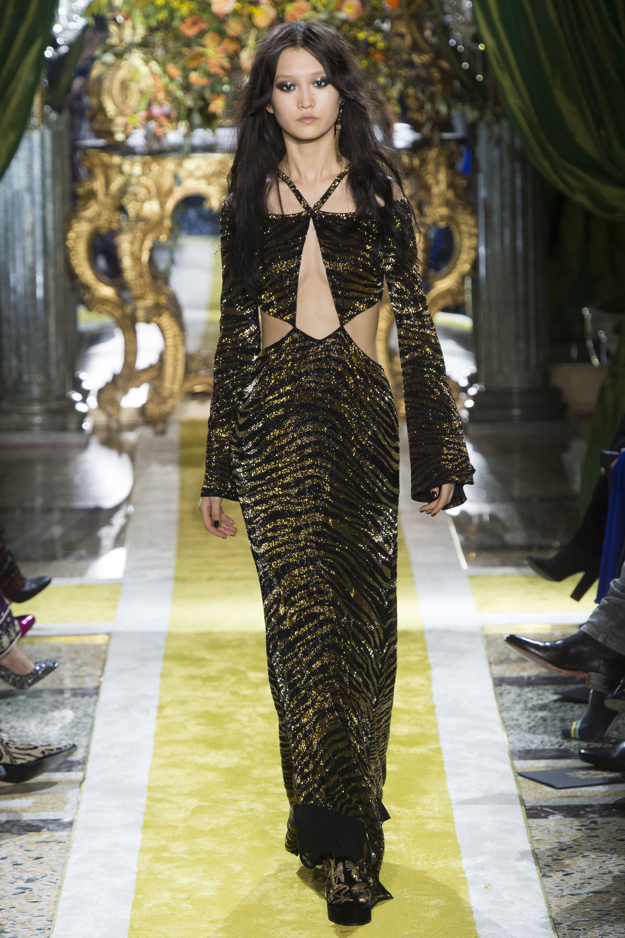 Roberto Cavalli Fall 2016 RTW Collection had a Seventies Glam Rock Vibe