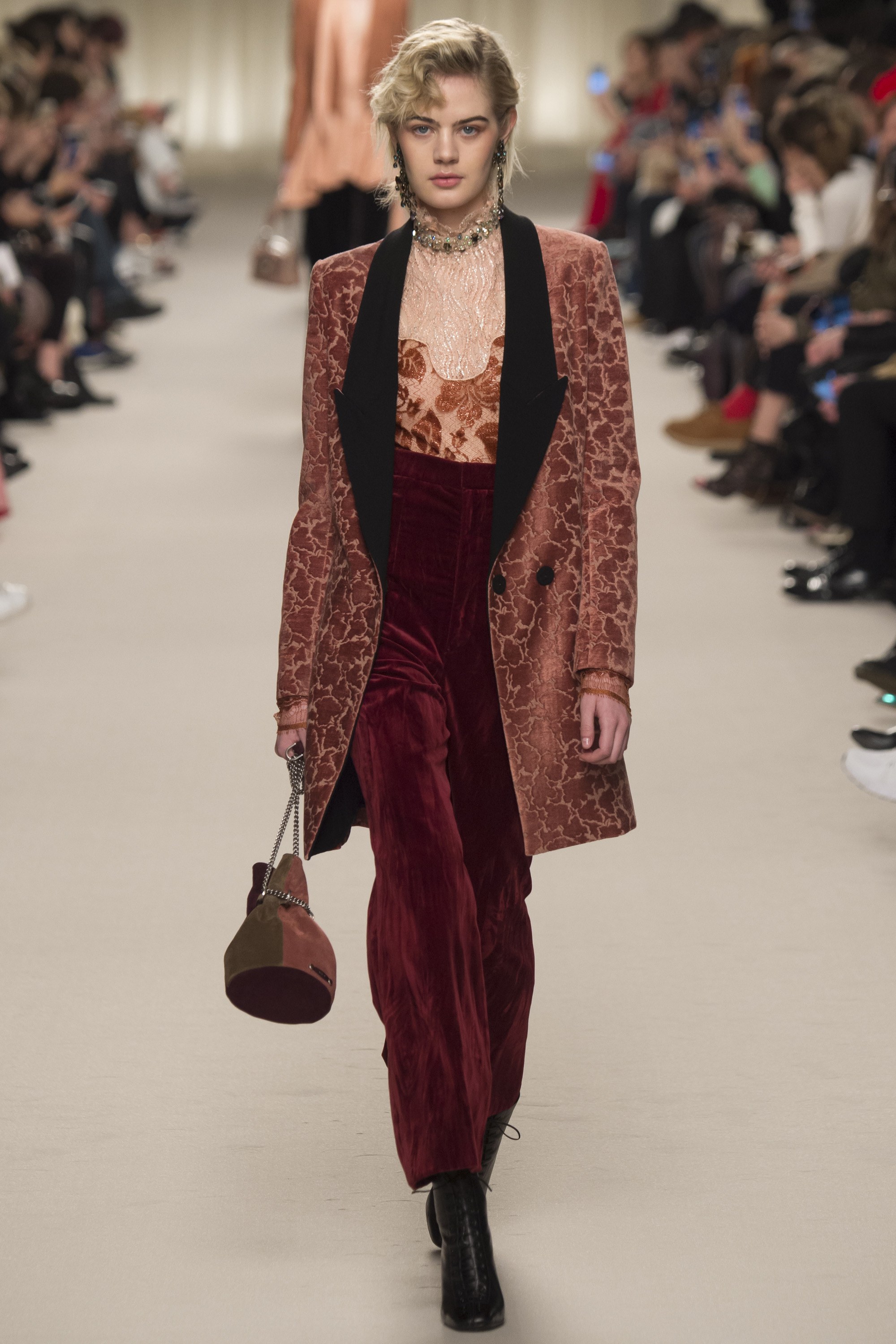 lanvin-fall-2016-ready-to-wear-collection