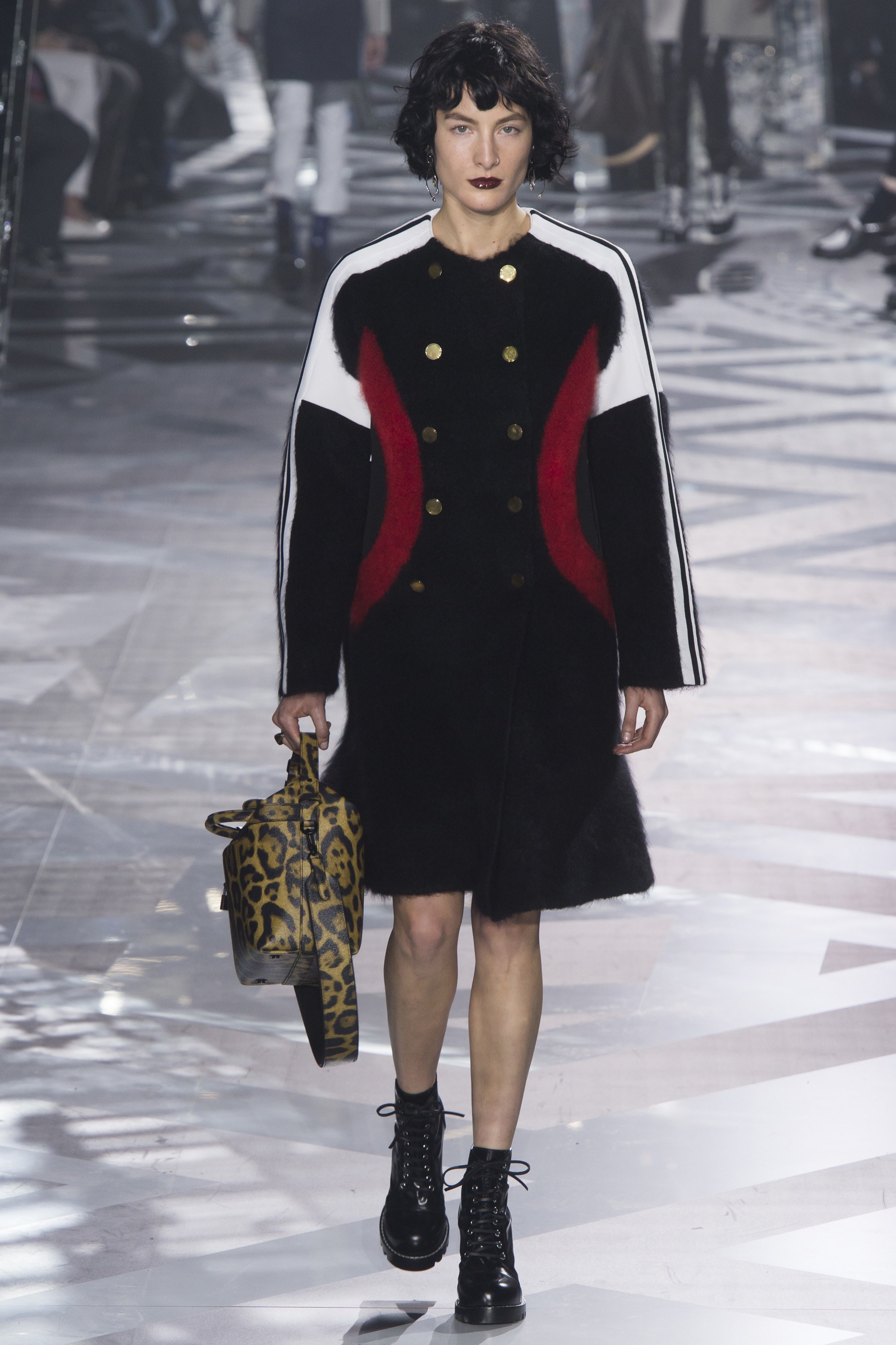 Louis Vuitton Mini Lin Croisette - PurseBlog