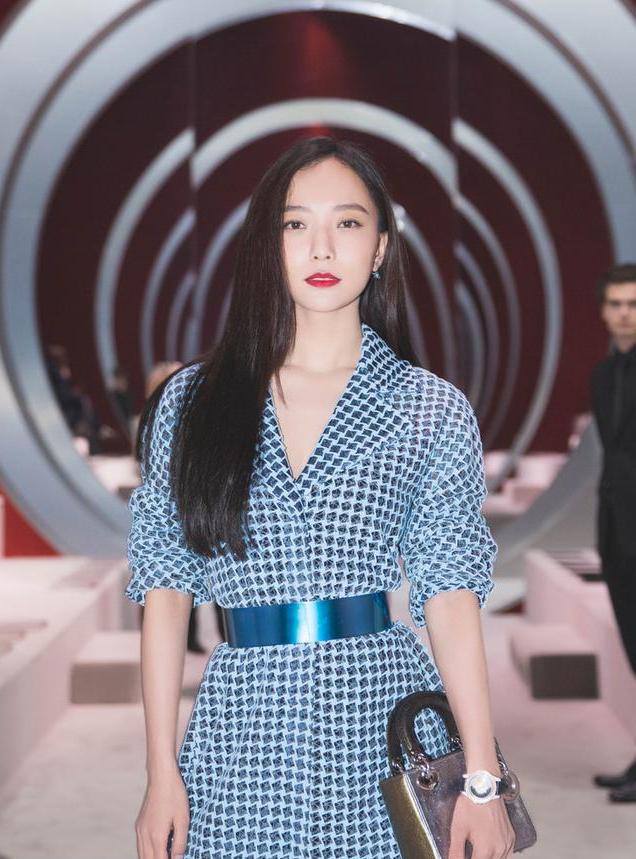 Wang-Luo-Dan-Christian-Dior-Fashion-Week-Makeup