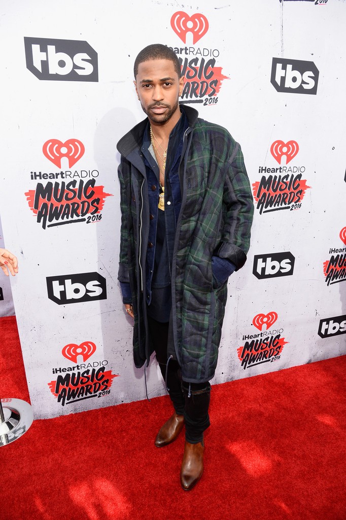 iHeartRadio-Music-Awards-Red-Carpet-big-sean