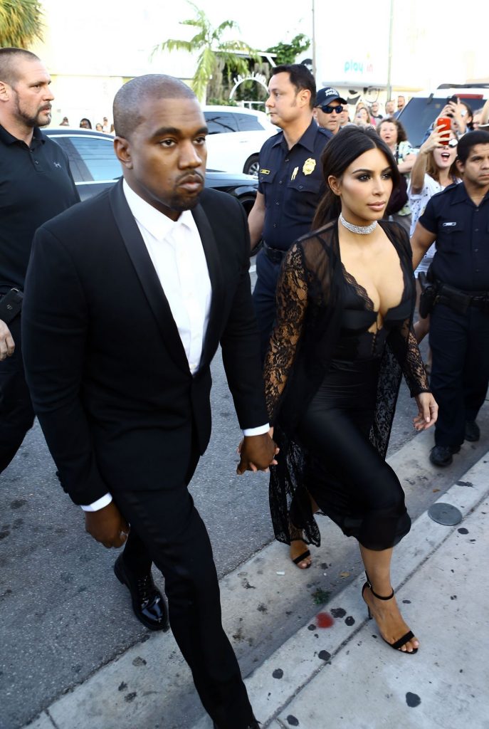 kim-kardashian-arrive-at-isabela-rangel-and-david-grutman-s-wedding-in-miami-fl-4-23-2016-7