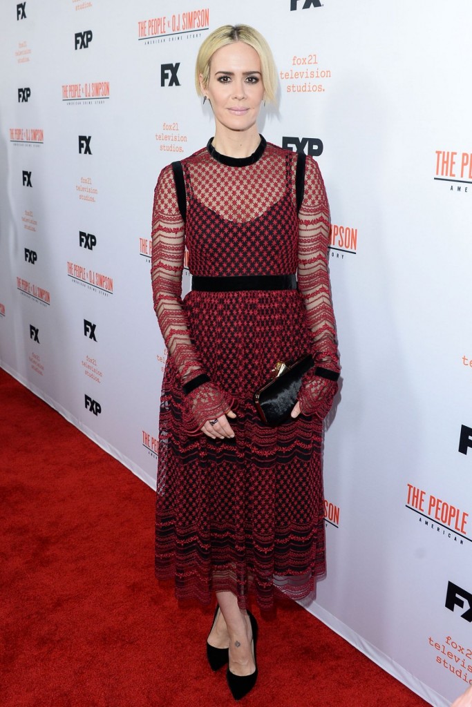 sarah-paulson-the-people-v-o.j.-simpson-mini-series-finale-red-carpet-12