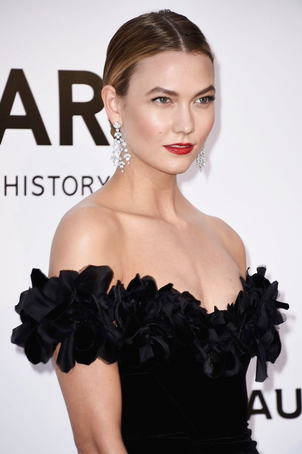 karlie-kloss-in-marchesa-at-amfars-23rd-cinema-against-aids-gala