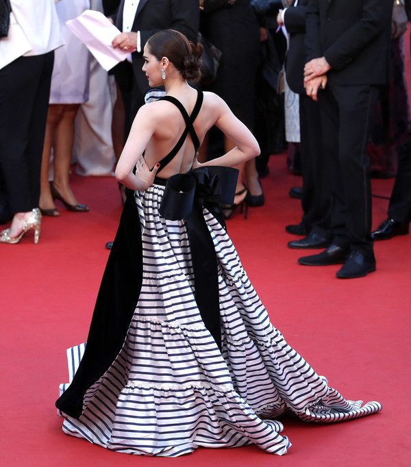 araya-a-hargate-in-jean-paul-gaultier-at-from-the-land-of-the-moon-mal-de-pierres-69th-cannes-film-festival-premiere