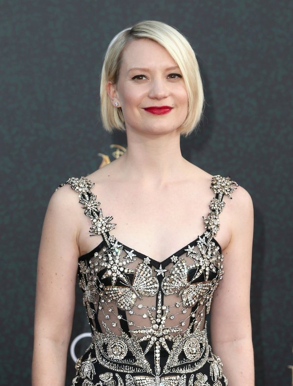 mia-wasikowska-in-alexander-mcqueen-at-the-alice-through-the-looking-glass-la-premiere