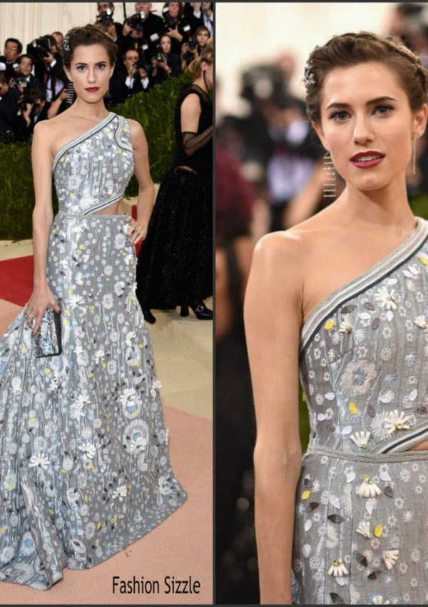 Allison Williams  in Peter Pilotto – 2016 Met Gala