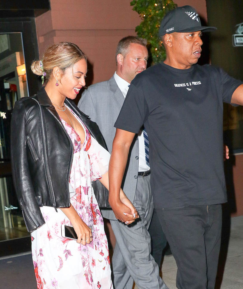 beyonce-in-saint-laurent-and-gambia-at-dinner-with-jayz-out-in-new-york