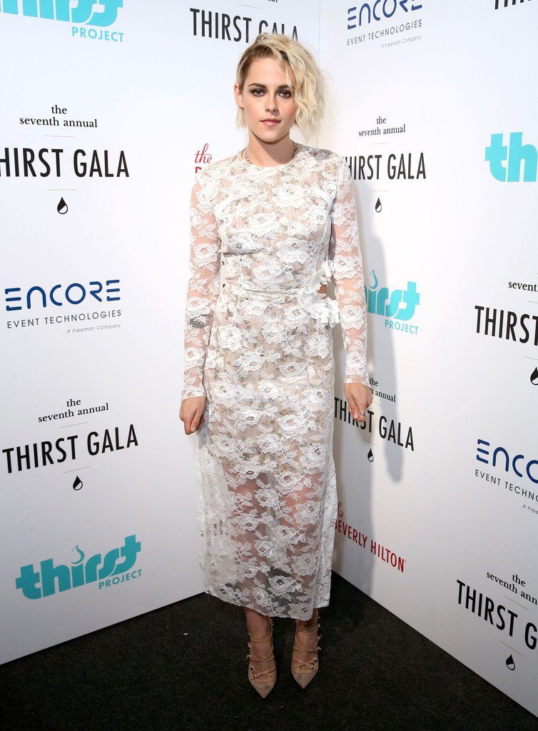 kristen-stewart-in-preen-at-the-7th-annual-thirst-gala