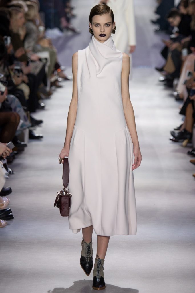 http://www.vogue.com/fashion-shows/fall-2016-ready-to-wear/christian-dior/slideshow/collection#50
