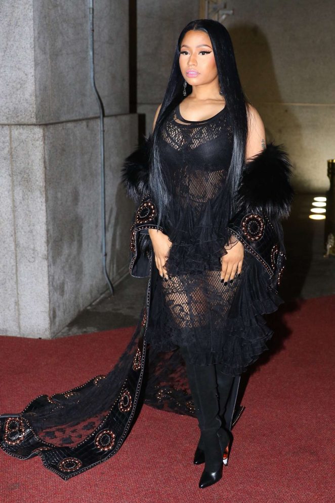 Nicky Minaj In Givenchy Couture At 2016 Fashion Group International Night Of Stars Gala 