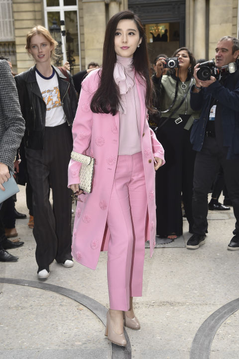 fan-bingbing-valentino-ss17-front-row-getty