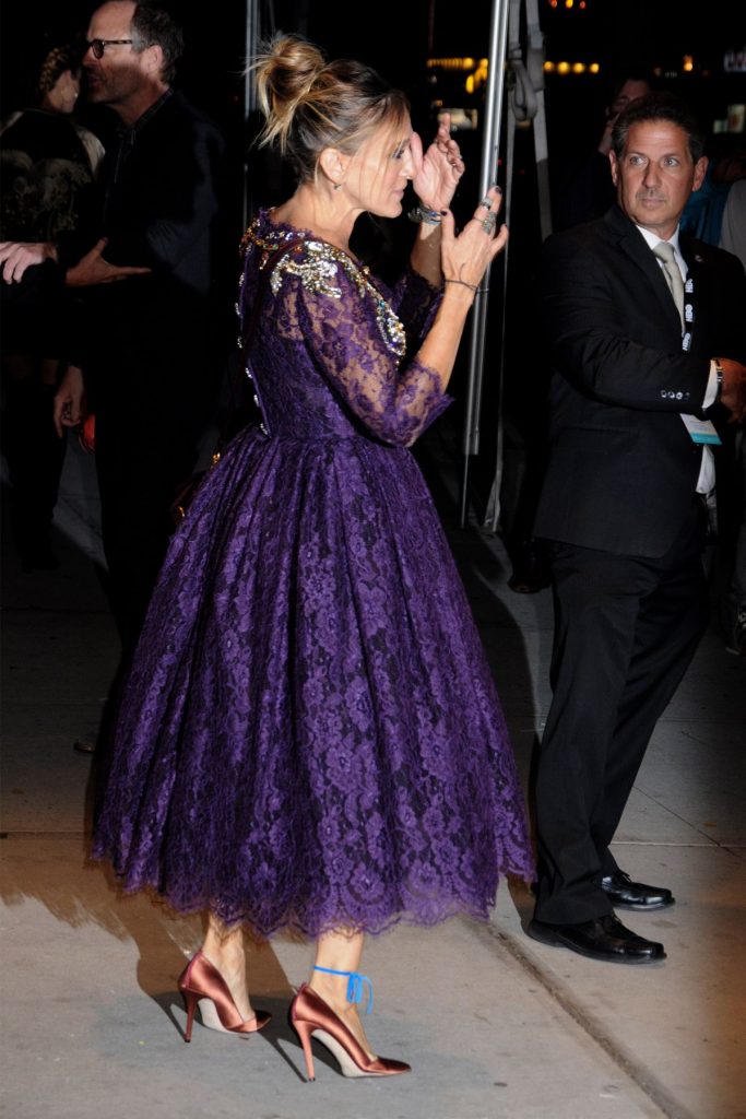 sarah-jessica-parker-departs-the-premiere-of-hbo-s-divorce-in-new-york-city_6