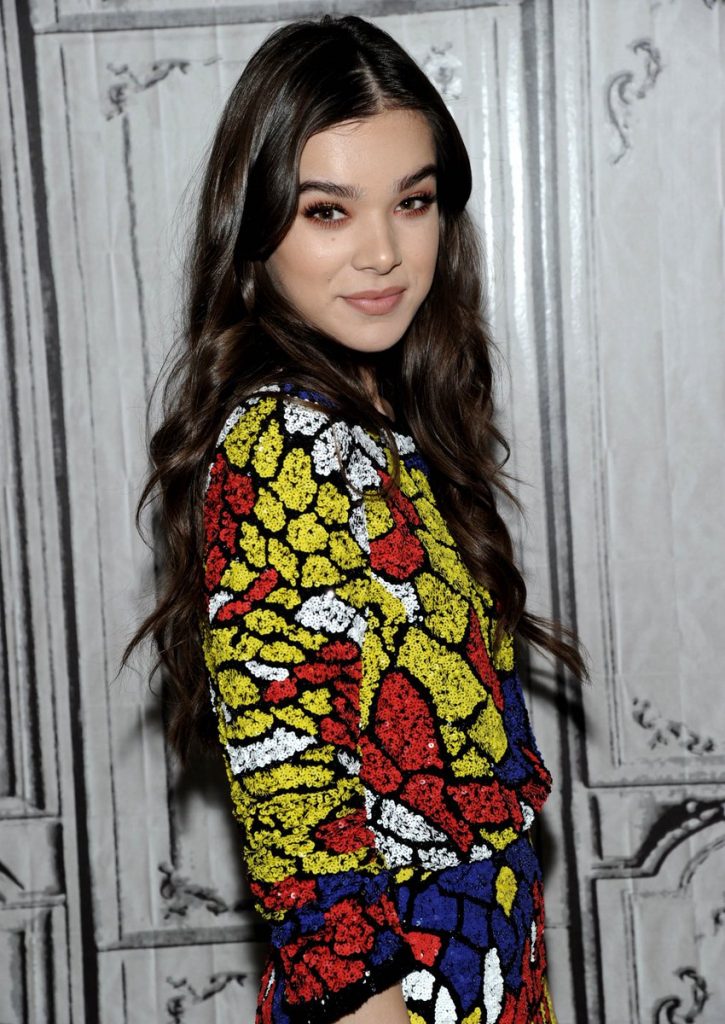 hailee-steinfeld-in-reem-acra-at-aol-build-series-in-new-york